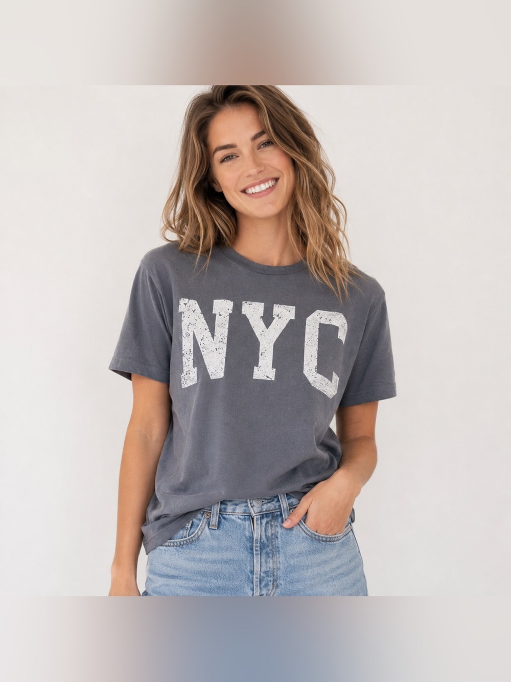 Grayson Threads Women’s NYC Graphic Tee in Charcoal Gray Size Large